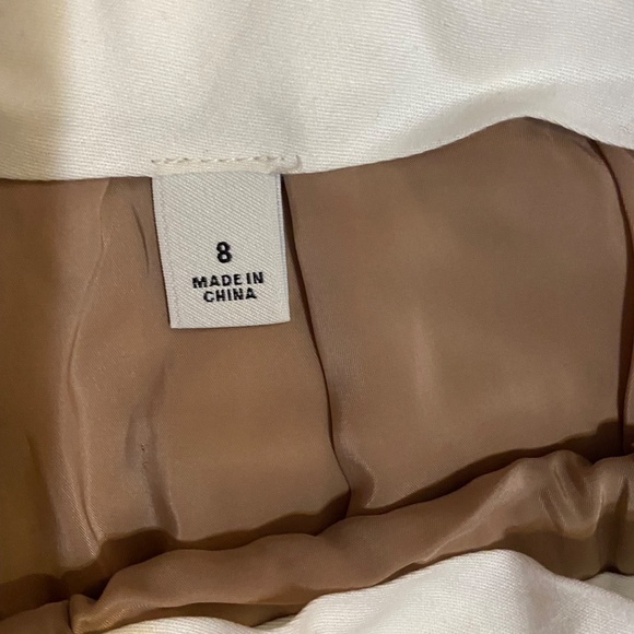 Babaton wool pleated neutral tapered pant. Sz 8 - Picture 16 of 16